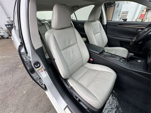 Used 2014 Lexus ES 350 w/ Luxury Package image 15