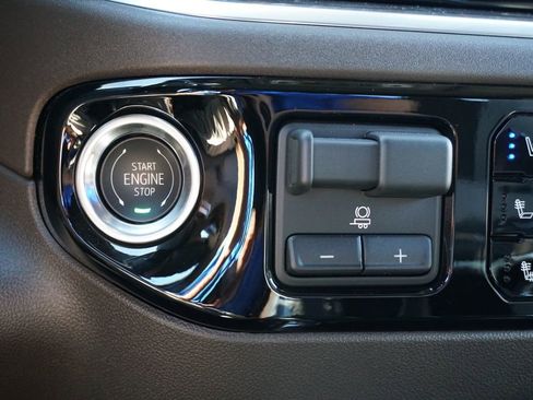 New 2026 Chevrolet Silverado 1500 LTZ w/ LTZ Premium Package image 39