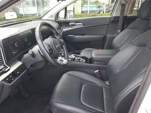 Certified 2023 Kia Sportage EX AWD/4WD image 17