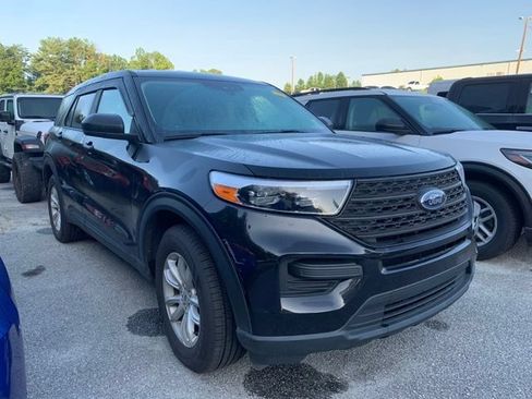 Used 2021 Ford Explorer 4WD image 2