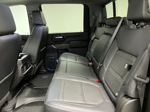 Used 2023 GMC Sierra 3500 Denali w/ Denali Black Diamond Edition AWD/4WD image 47
