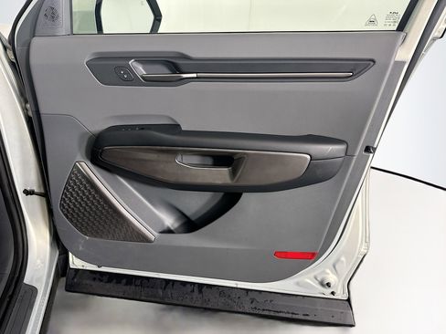 Used 2024 Kia EV9 Light Long Range image 35