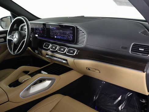 Certified 2024 Mercedes-Benz GLE 350 4MATIC image 9