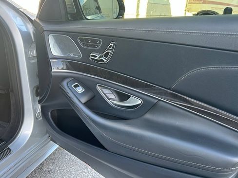 Used 2016 Mercedes-Benz S 550 Sedan image 32
