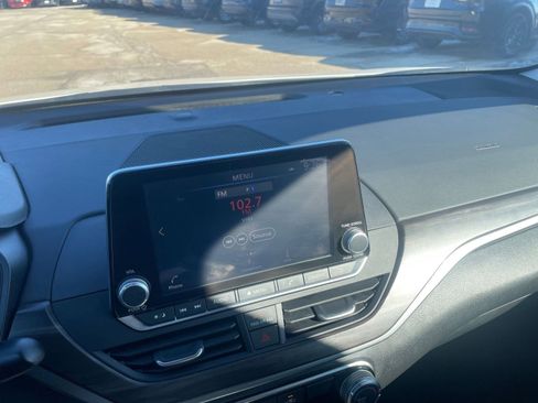 Used 2025 Nissan Altima 2.5 SV image 20