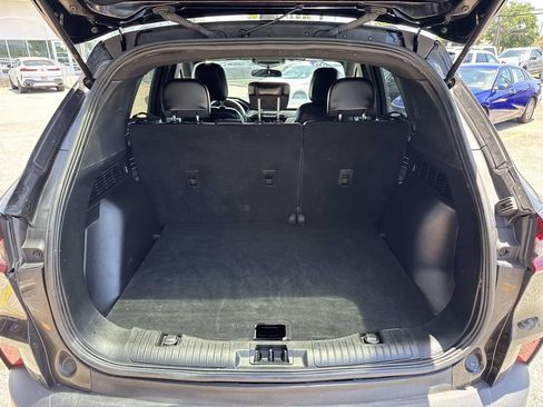Used 2025 Ford Escape ST-Line FWD image 9