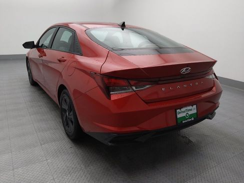 Used 2021 Hyundai Elantra SEL FWD image 5