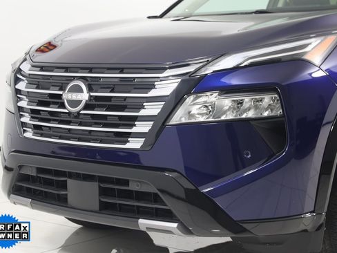 Used 2024 Nissan Rogue Platinum image 61