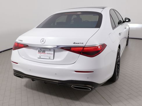 Used 2025 Mercedes-Benz S 580 S 580 4MATIC image 12