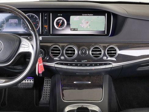 Used 2015 Mercedes-Benz S 550 Sedan image 17