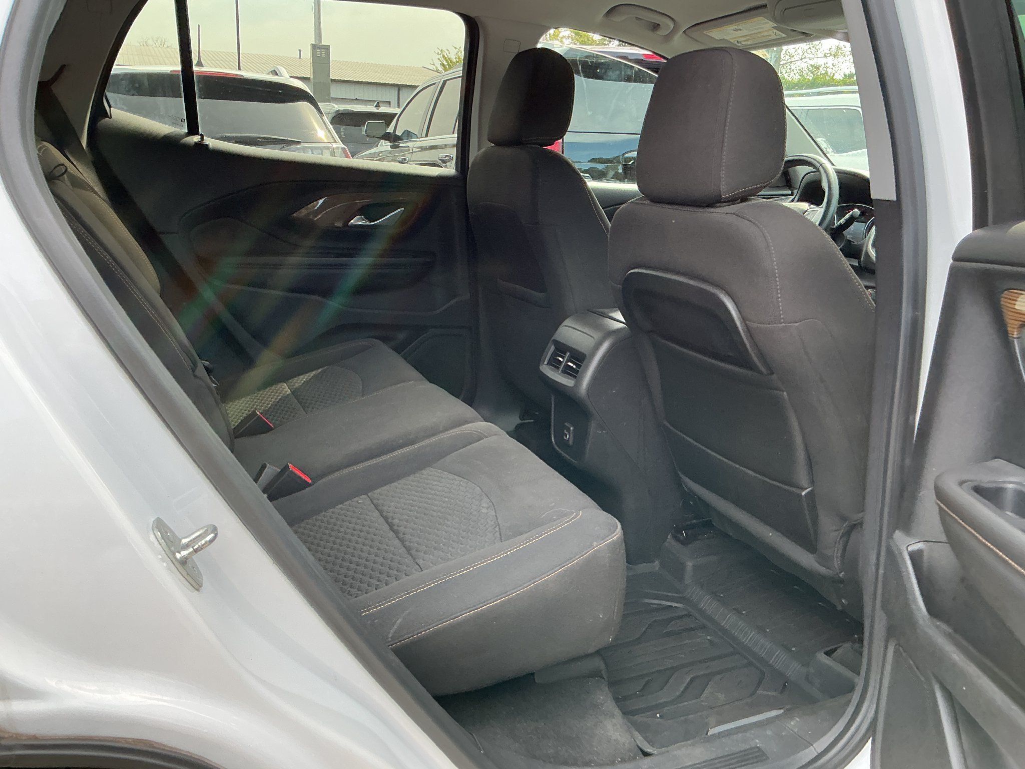 Used 2020 GMC Terrain SLE w/ Driver Convenience Package AWD/4WD image 7