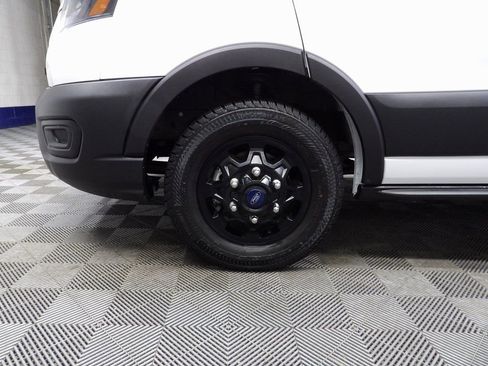 Used 2024 Ford Transit 250 Low Roof AWD image 7