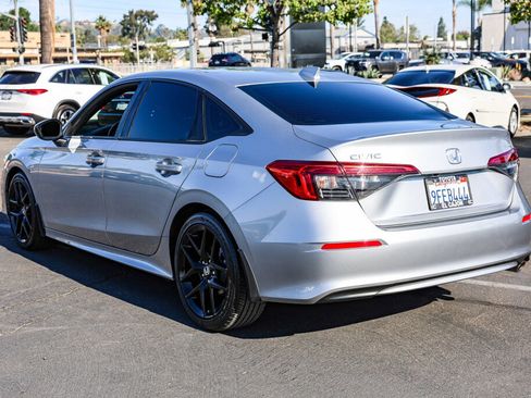 Used 2023 Honda Civic Sport image 21