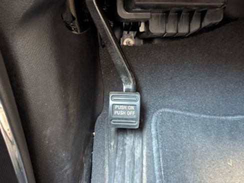 Used 2020 Chevrolet Tahoe LT image 33