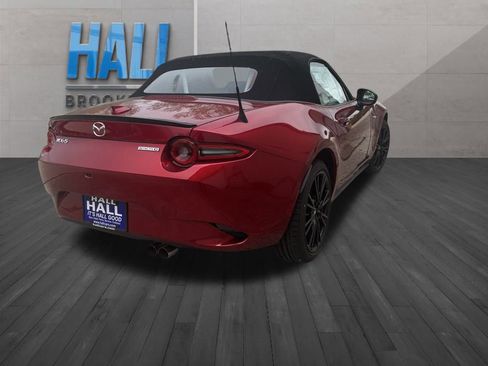 New 2025 MAZDA MX-5 Miata Club w/ Weather Package RWD image 5