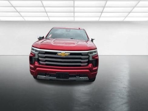 Used 2023 Chevrolet Silverado 1500 High Country w/ High Country Premium Package AWD/4WD image 10