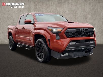 Used 2025 Toyota Tacoma TRD Sport w/ TRD Sport Premium Package