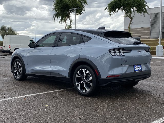 Certified 2025 Ford Mustang Mach-E Select AWD/4WD image 4