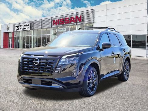 New 2026 Nissan Pathfinder SL w/ SL Premium Package (P04) FWD image 8