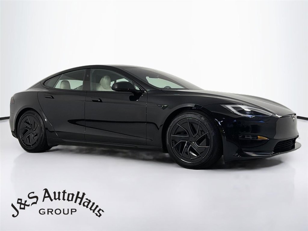 Used 2026 Tesla Model S AWD/4WD image 1