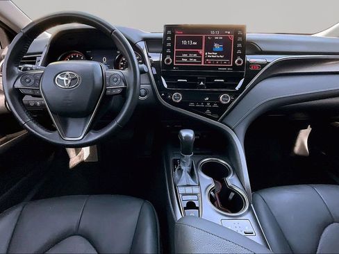 Used 2024 Toyota Camry XSE FWD image 9