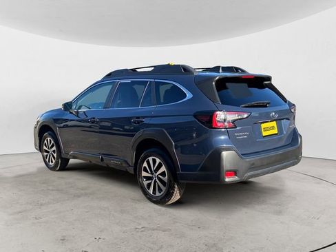 Certified 2025 Subaru Outback Premium AWD/4WD image 3