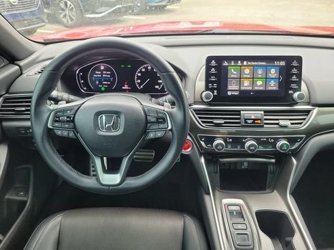 Used 2018 Honda Accord Sport image 15