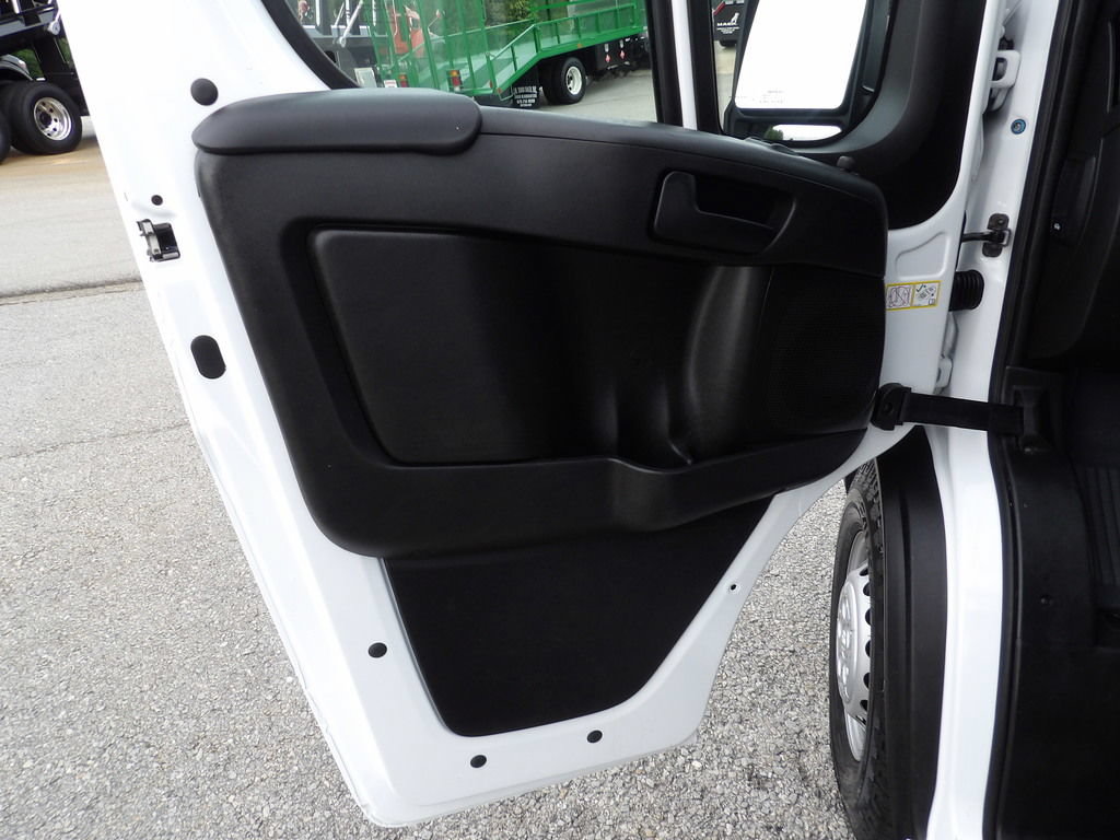 Used 2025 RAM ProMaster 3500 w/ Convenience Group FWD image 14