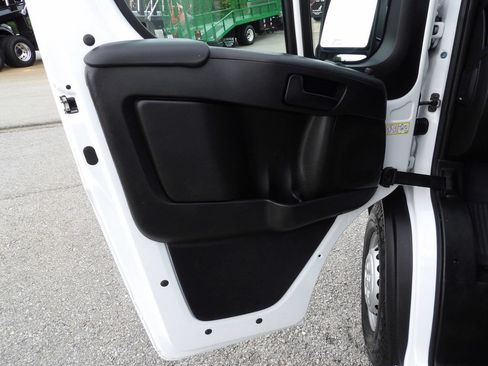 Used 2025 RAM ProMaster 3500 w/ Convenience Group FWD image 14
