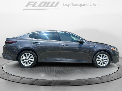 Used 2018 Kia Optima EX w/ Premium Package FWD image 10