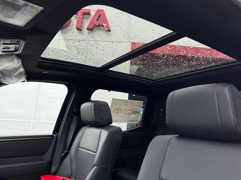 New 2026 Toyota Tundra Limited AWD/4WD image 24