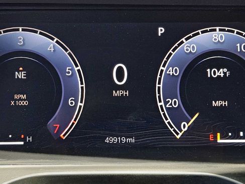 Used 2024 Jeep Grand Cherokee L Laredo RWD image 15