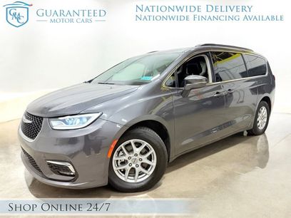 Used 2022 Chrysler Pacifica Touring-L