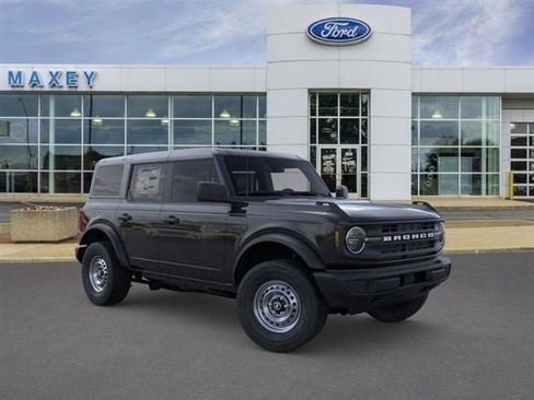 New 2025 Ford Bronco Base image 82