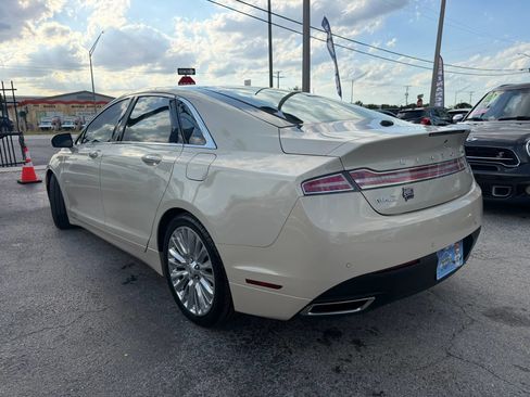 Used 2016 Lincoln MKZ w/ Equipment Group 300A Reserve FWD image 5