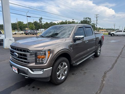 Used 2023 Ford F150 Lariat w/ FX4 Off-Road Package AWD/4WD image 2