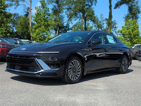 New 2025 Hyundai Sonata SEL image 2