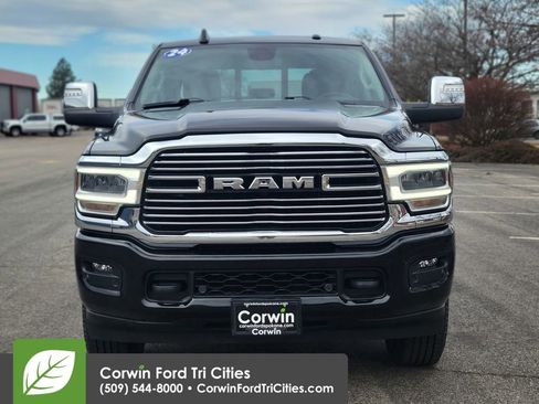 Used 2024 RAM 3500 Laramie AWD/4WD image 6