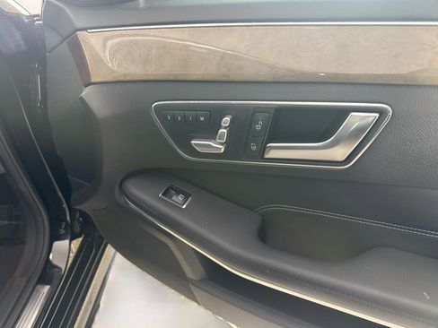 Used 2016 Mercedes-Benz E 350 Sedan image 30