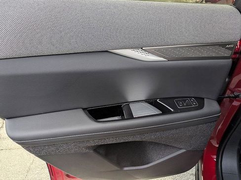 New 2025 Cadillac Optiq Luxury 2 AWD/4WD image 22