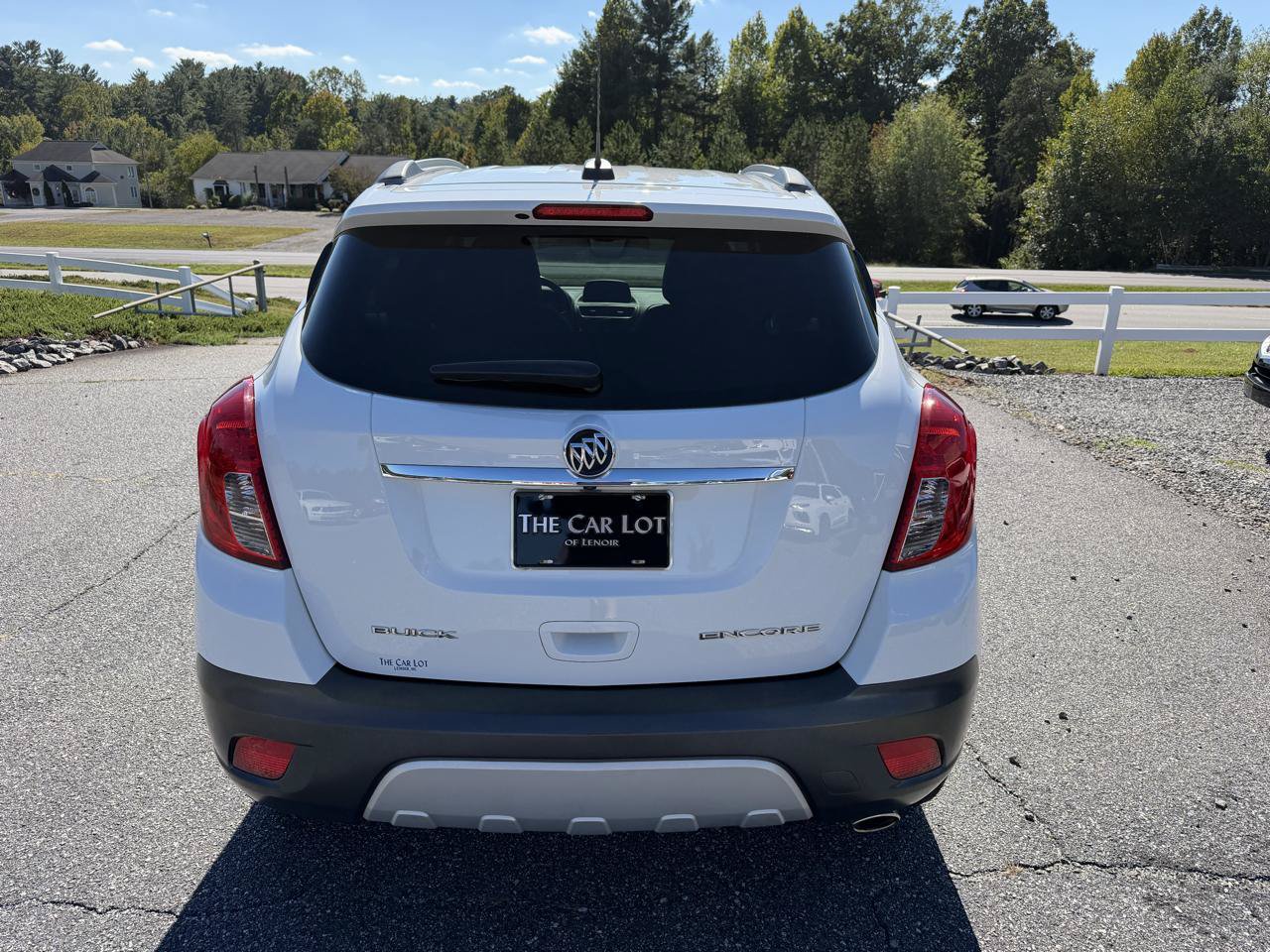 Used 2016 Buick Encore FWD image 4