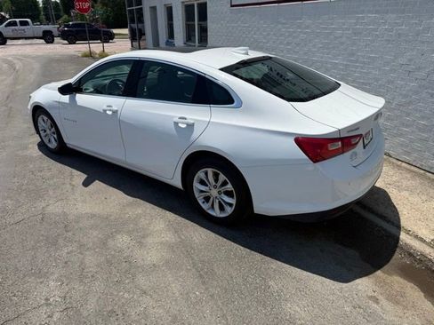 Used 2024 Chevrolet Malibu LT FWD image 5