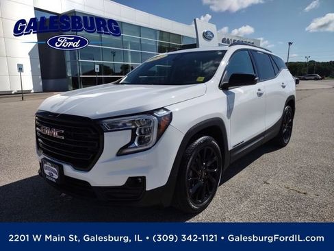 Used 2024 GMC Terrain SLT w/ Elevation Edition FWD image 1