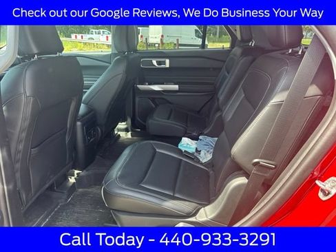 Used 2024 Ford Explorer XLT w/ Equipment Group 202A AWD/4WD image 19
