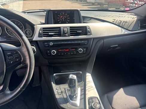 Used 2015 BMW 320i xDrive Sedan AWD/4WD image 10