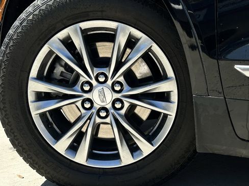 Used 2021 Cadillac XT5 Premium Luxury FWD image 11