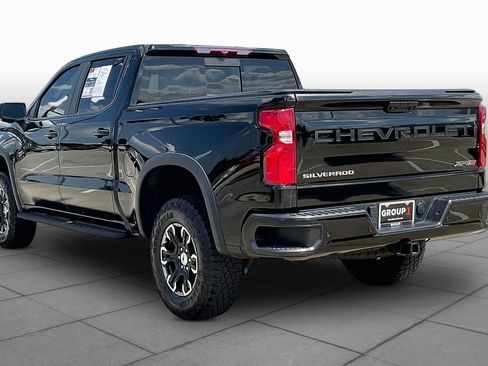Used 2024 Chevrolet Silverado 1500 ZR2 AWD/4WD image 12