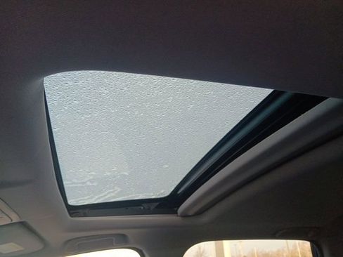 Used 2021 Honda CR-V EX-L image 24