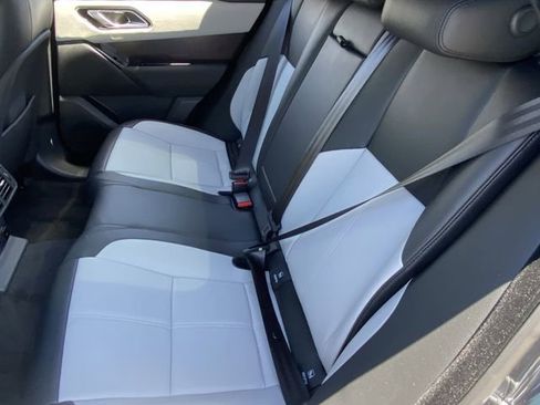 New 2026 Land Rover Range Rover Velar Dynamic SE image 16