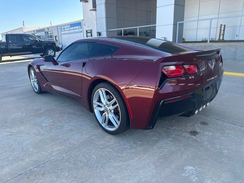 Used 2017 Chevrolet Corvette Stingray Coupe w/ Z51 1LT RWD image 27
